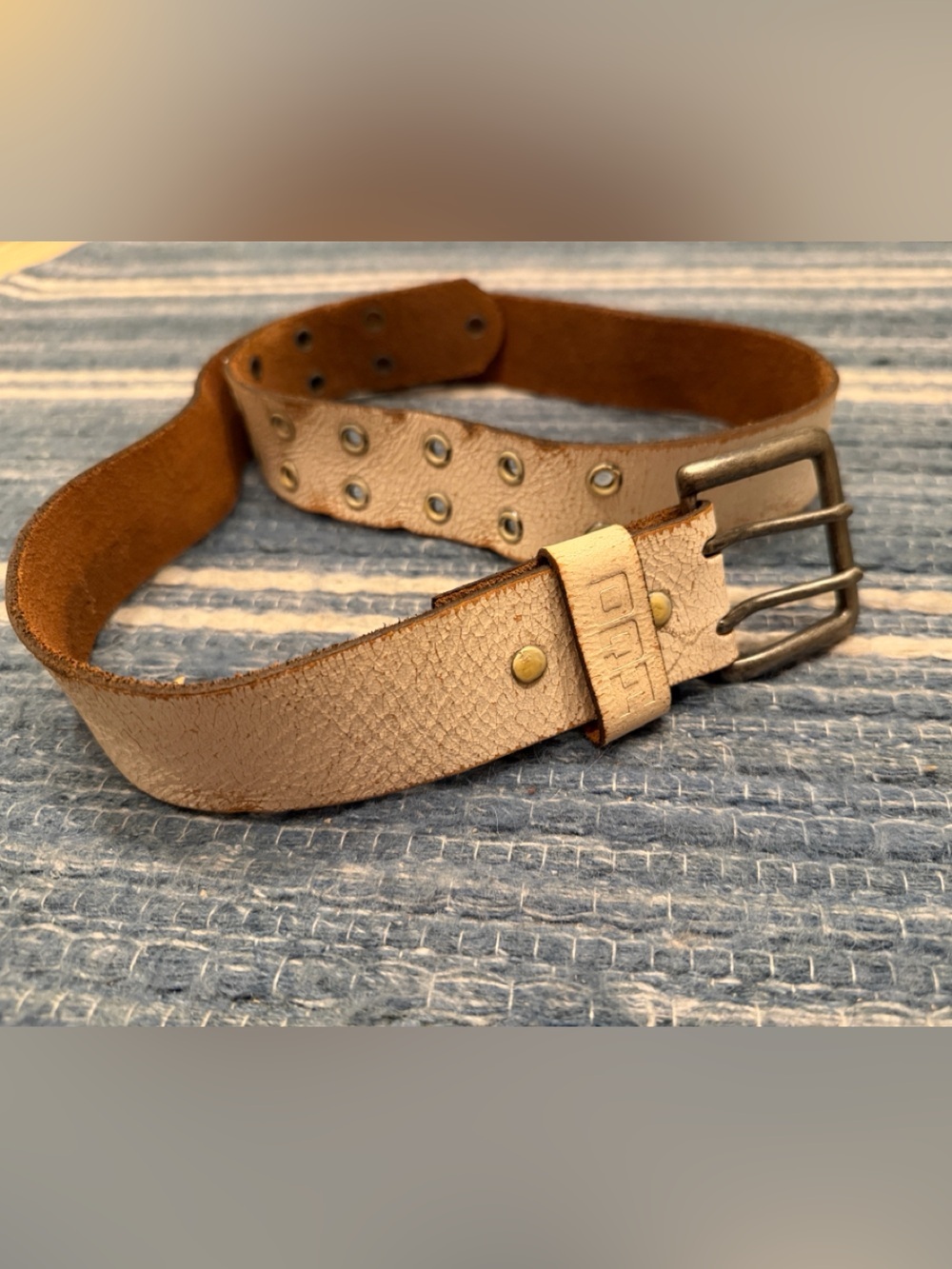 Hollister Antique white Leather Belt with Antique Brass Buckle